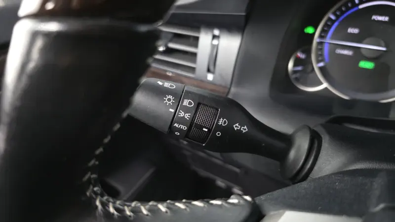 Lexus ES300h