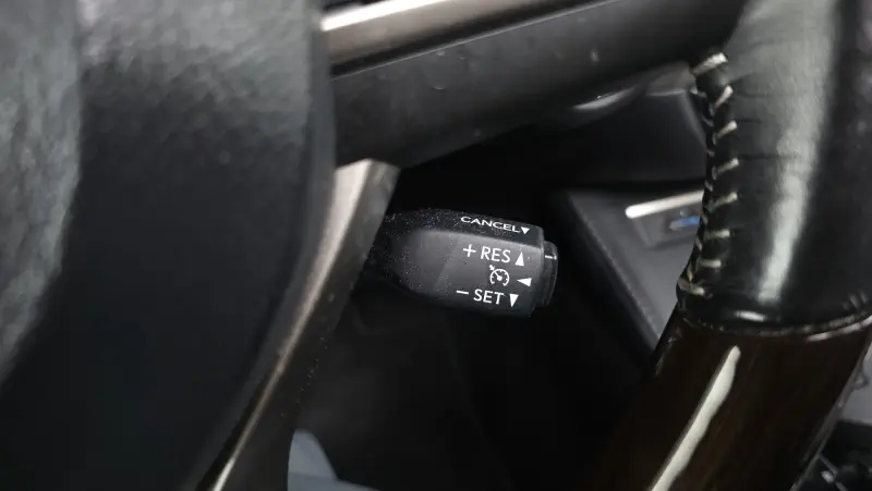 Lexus ES300h