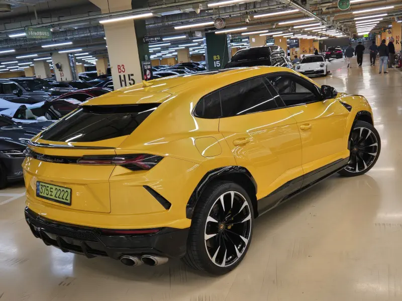 Lamborghini Urus