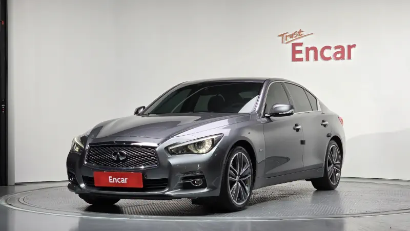 Infiniti Q50