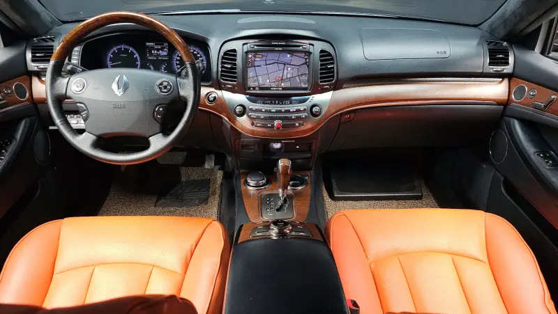 SsangYong Chairman W