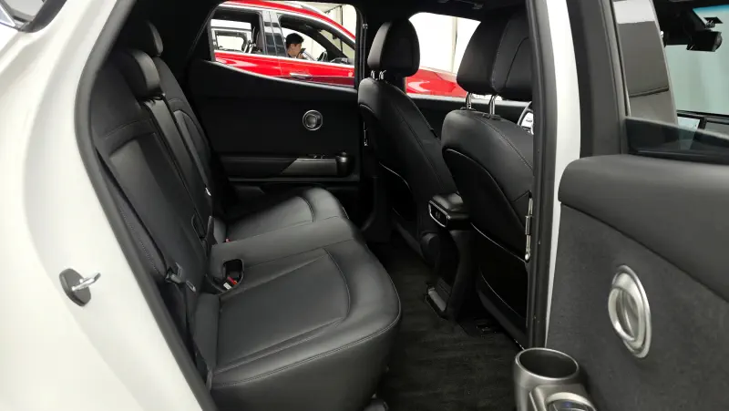 Genesis GV60