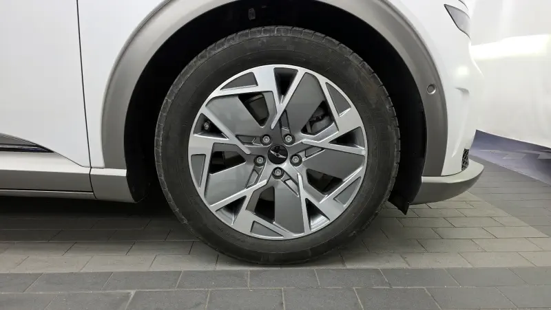 Genesis GV60