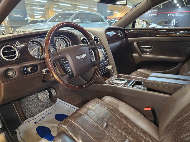 Bentley Flying Spur
