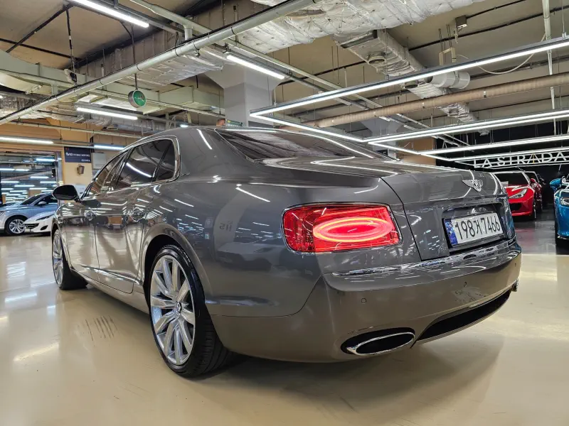 Bentley Flying Spur