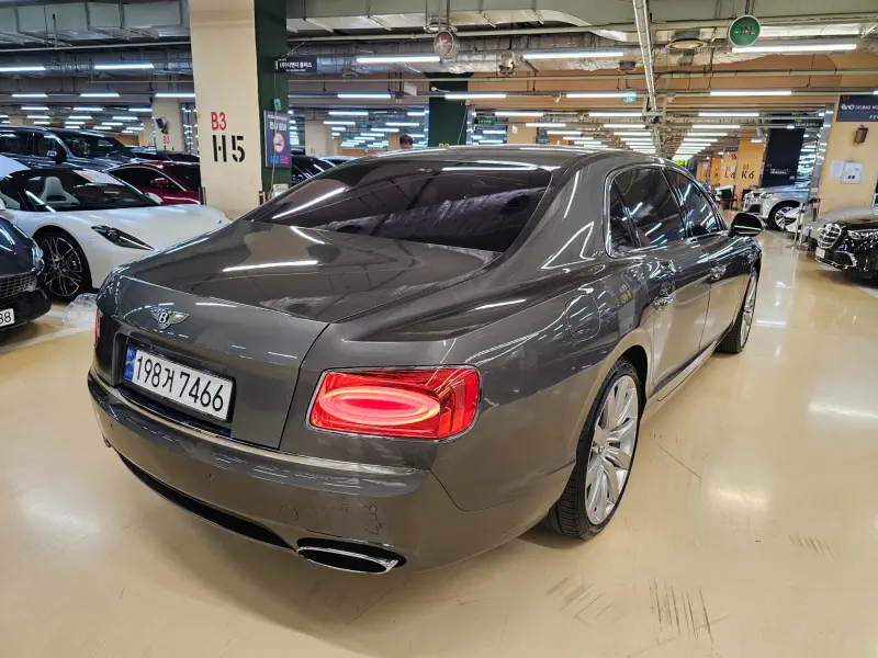 Bentley Flying Spur