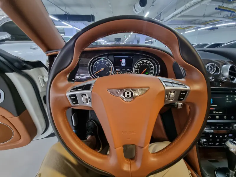 Bentley Flying Spur
