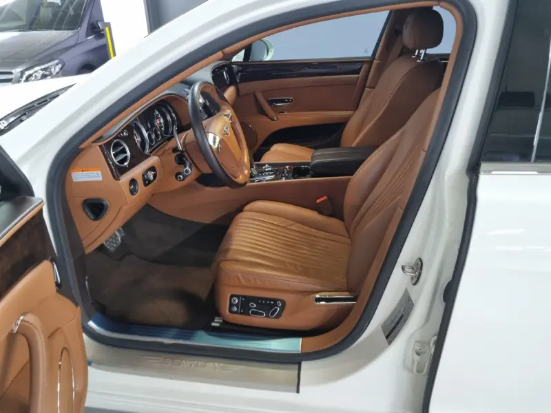 Bentley Flying Spur