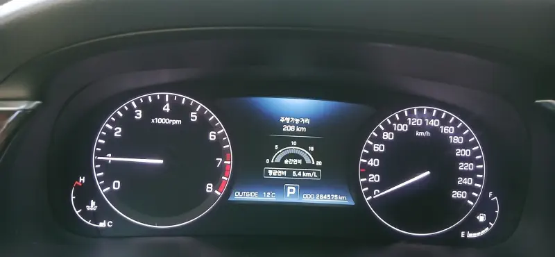 Hyundai Equus