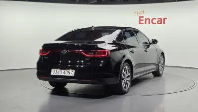 Renault SM6