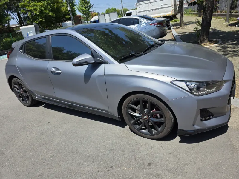 Hyundai Veloster