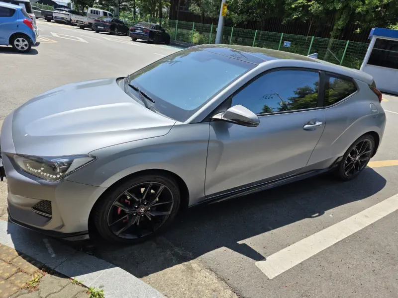 Hyundai Veloster