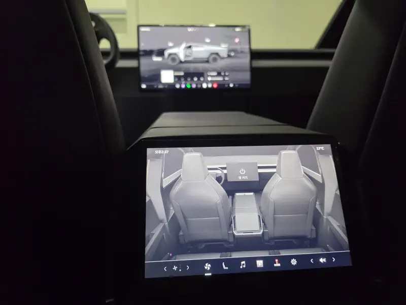 Tesla Cybertruck