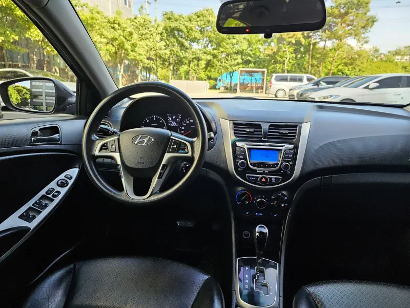 Hyundai Accent