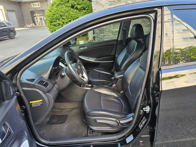 Hyundai Accent