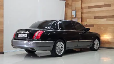 Kia OPIRUS