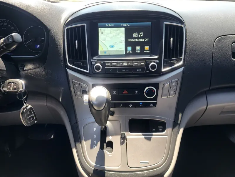 Hyundai Grand Starex