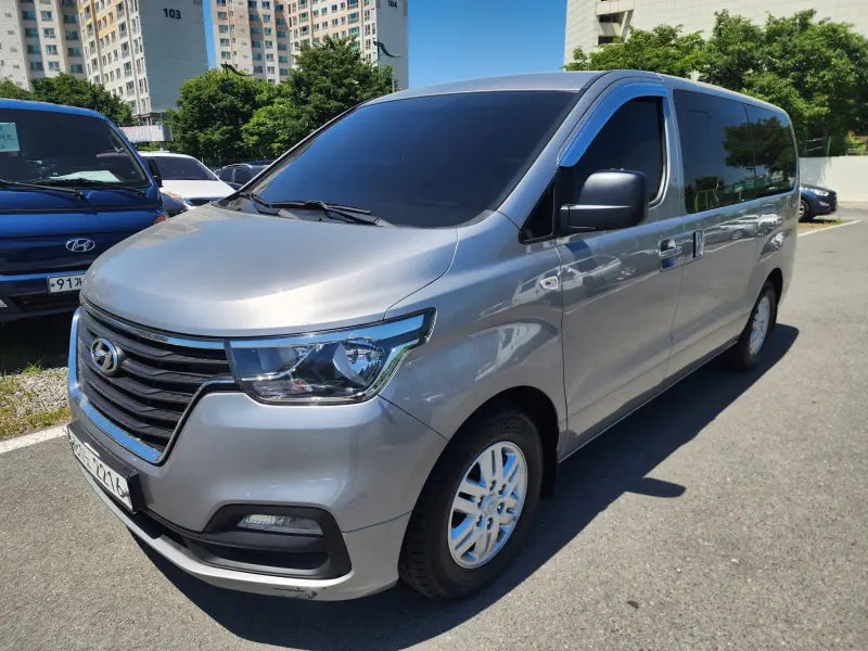 Hyundai Grand Starex