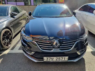 Renault SM6