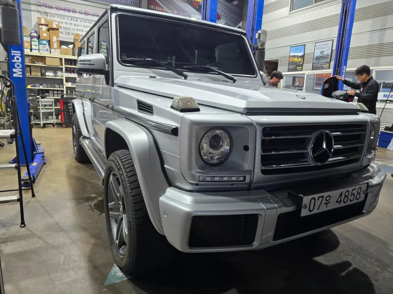 Mercedes-Benz G-Class