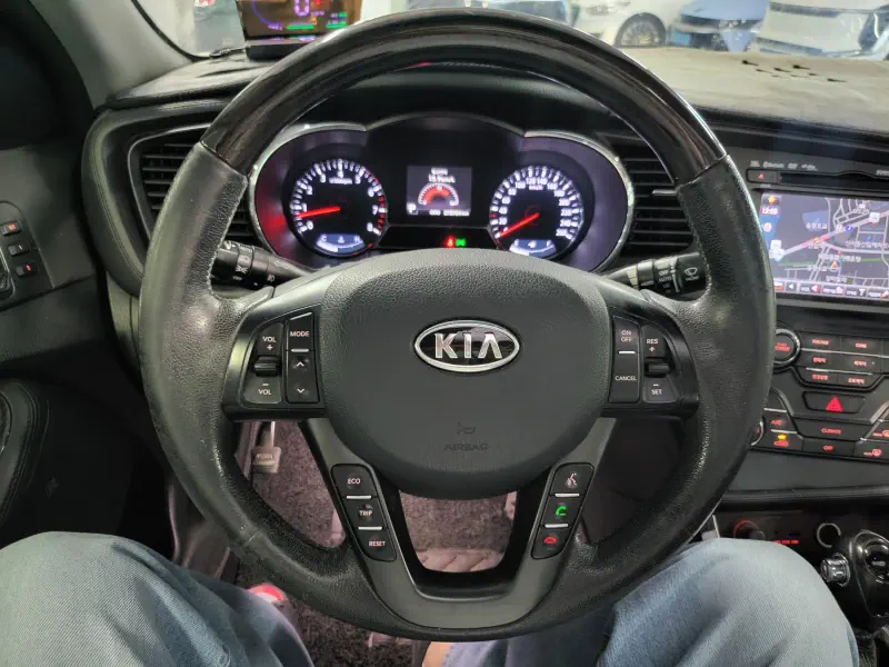 Kia K5
