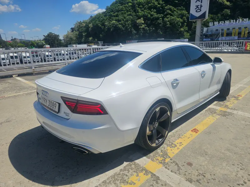 Audi A7
