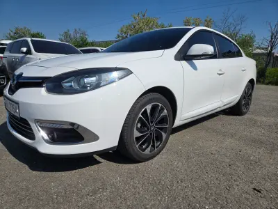 Renault SM3