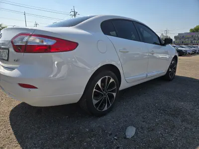 Renault SM3