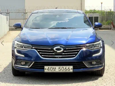 Renault SM6