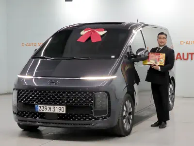 Hyundai Staria