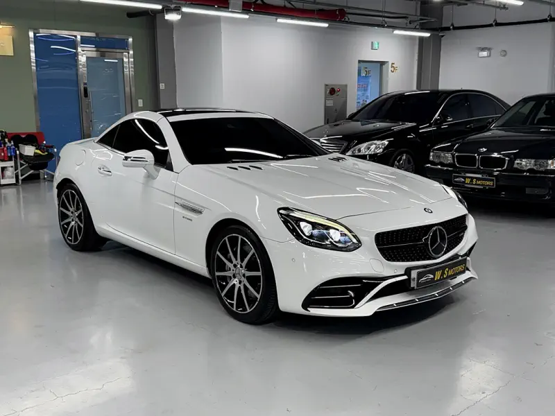Mercedes-Benz SLC-Class
