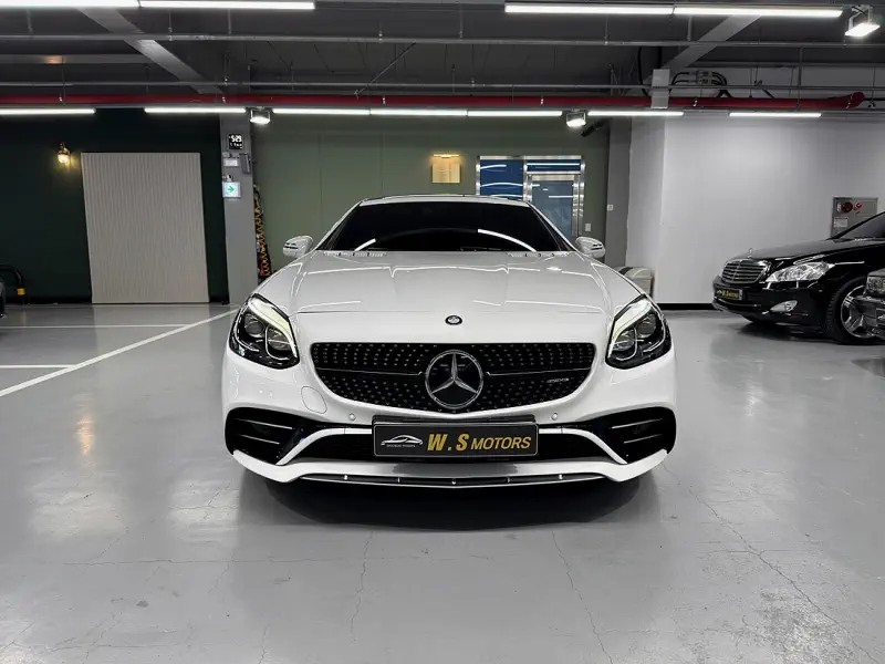Mercedes-Benz SLC-Class