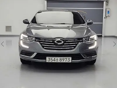Renault SM6