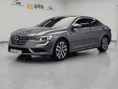 Renault SM6