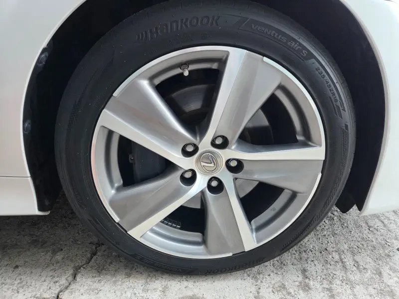 Lexus GS300