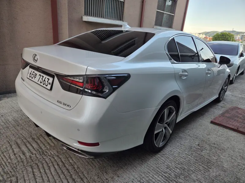 Lexus GS300