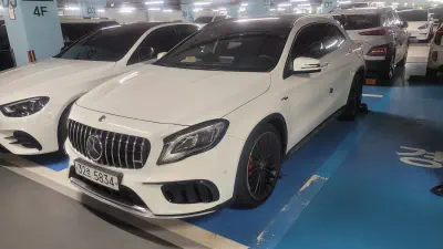 Mercedes-Benz GLA-Class