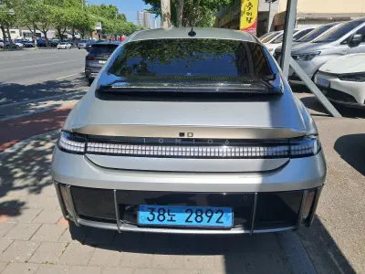 Hyundai Ioniq 6