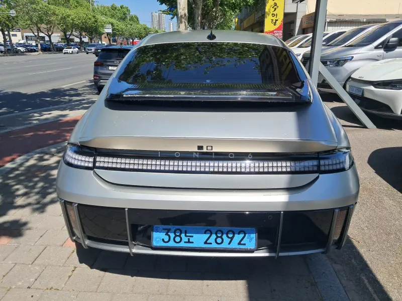 Hyundai Ioniq 6