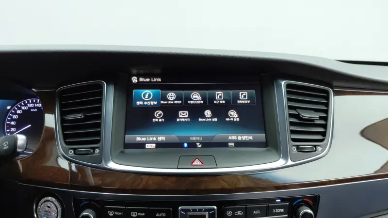 Hyundai Equus