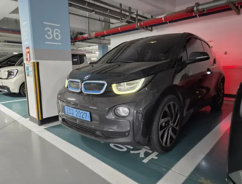 BMW i3