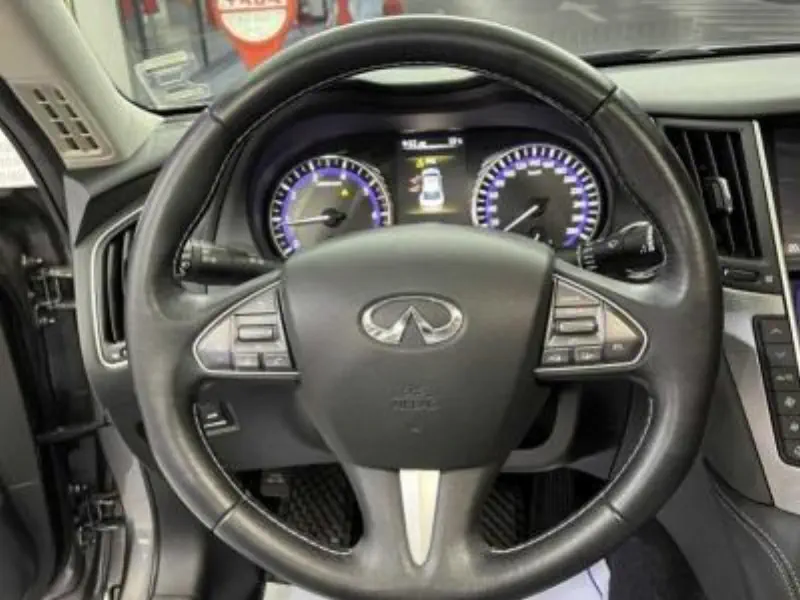 Infiniti Q50