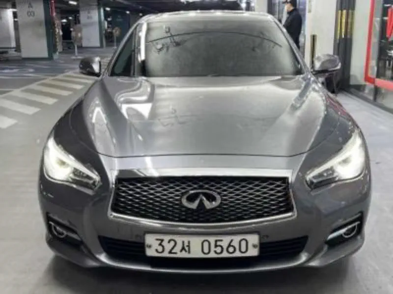 Infiniti Q50