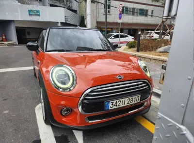 MINI Cooper Convertible