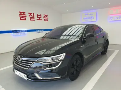 Renault SM6
