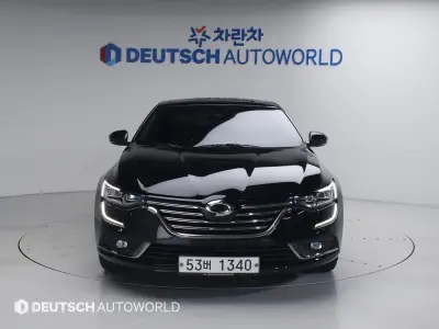 Renault SM6