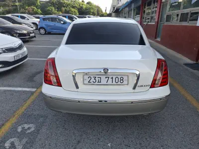 Kia OPIRUS