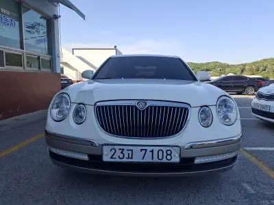 Kia OPIRUS