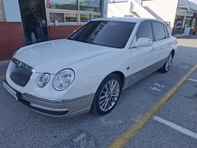 Kia OPIRUS