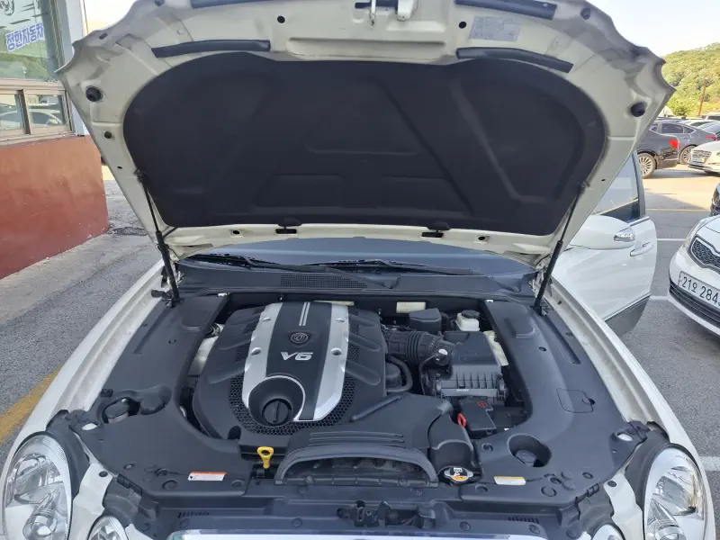 Kia OPIRUS